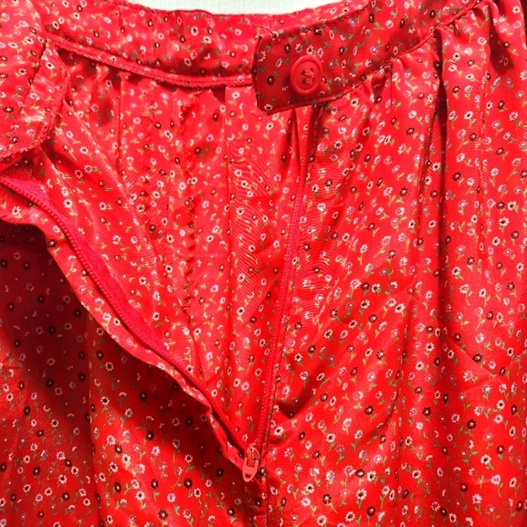 Vintage ILGWU The Villager Silk Union Made Ditsy Floral Red Size 14 Flowy Spring - Picture 4 of 7